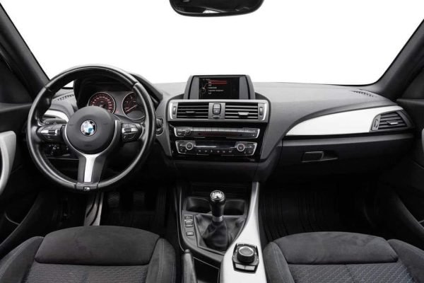 BMW 1er Serie
118D – Image 13
