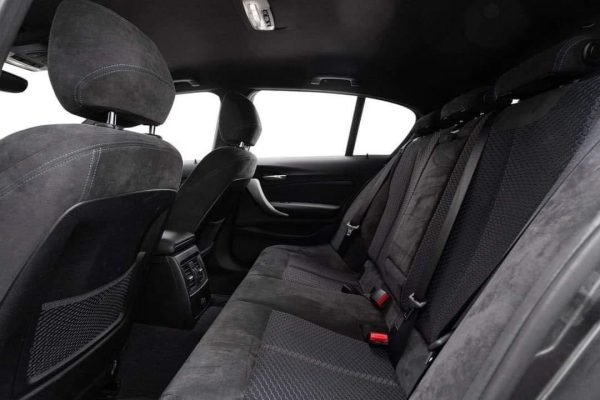 BMW 1er Serie
118D – Image 18